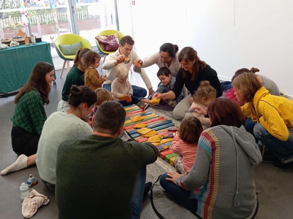 « BULLE DE CALME ET DE MUSIQUE » AVEC EMILIE DECLA